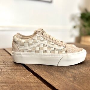 VANS Old Skool Platform Beige/White Woven Leather Checkerboard. Gender Neutral